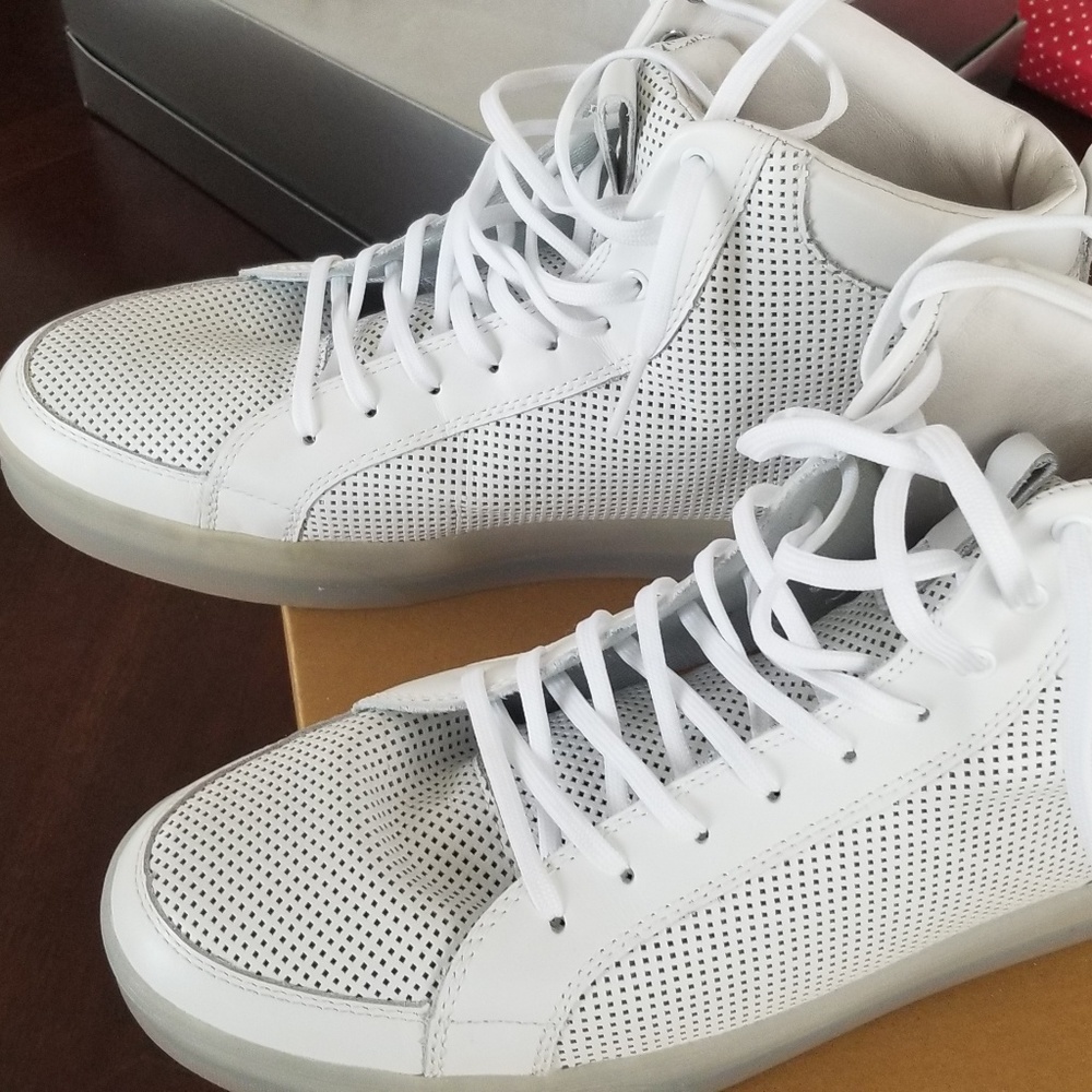 Clae sneakers Size 10.5